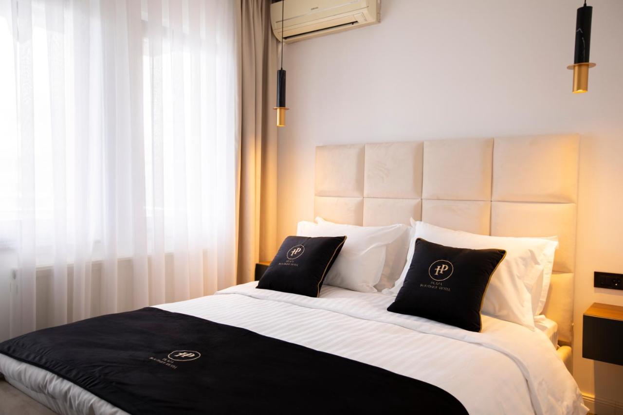 Plaza Boutique Hotel Pristina Eksteriør billede